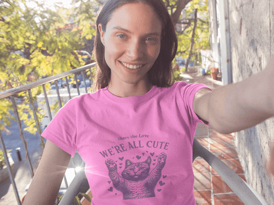 Cute Cat Graphic T-Shirt – Perfect for Animal Lovers
