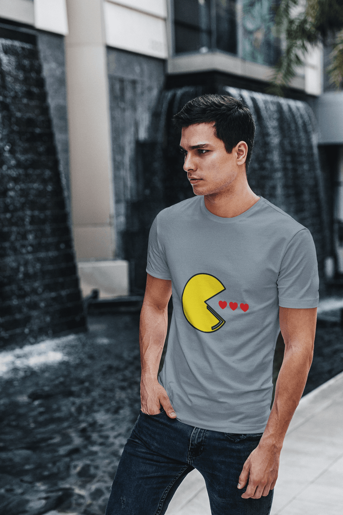 Retro Love Tee – Vintage Arcade Vibes ❤️🎮
