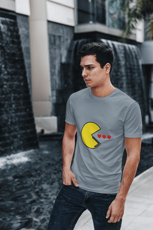 Retro Love Tee – Vintage Arcade Vibes ❤️🎮